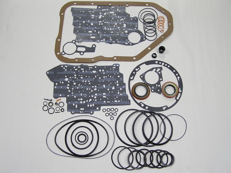 GM 200-4R transmission